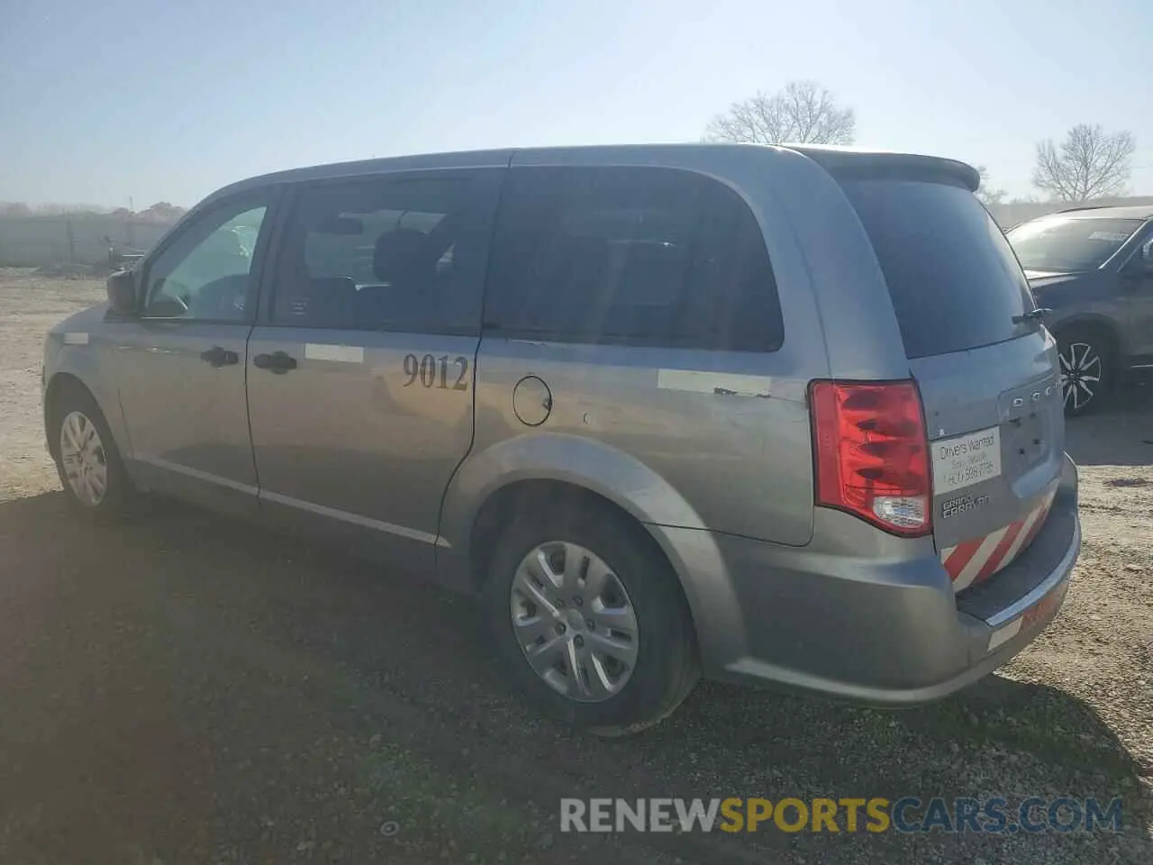 2 Photograph of a damaged car 2C4RDGBG5KR798681 DODGE CARAVAN 2019