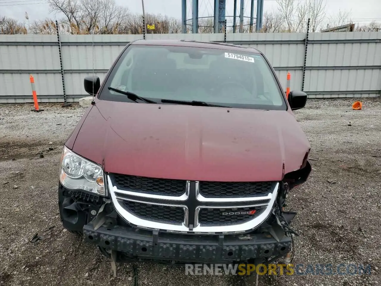 5 Photograph of a damaged car 2C4RDGBG6KR501692 DODGE CARAVAN 2019