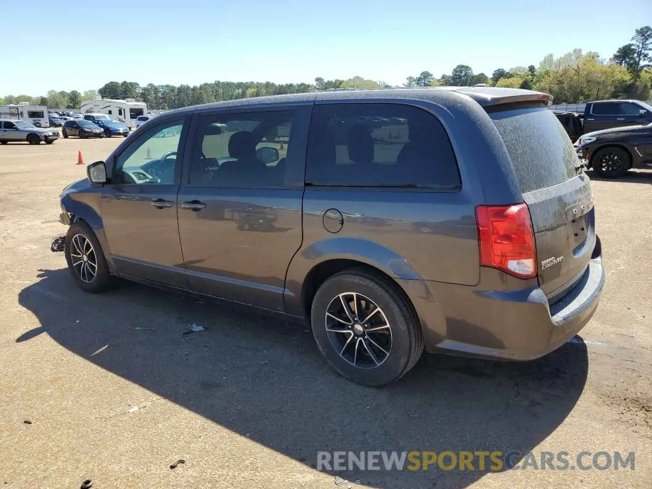 2 Photograph of a damaged car 2C4RDGBG6KR502681 DODGE CARAVAN 2019