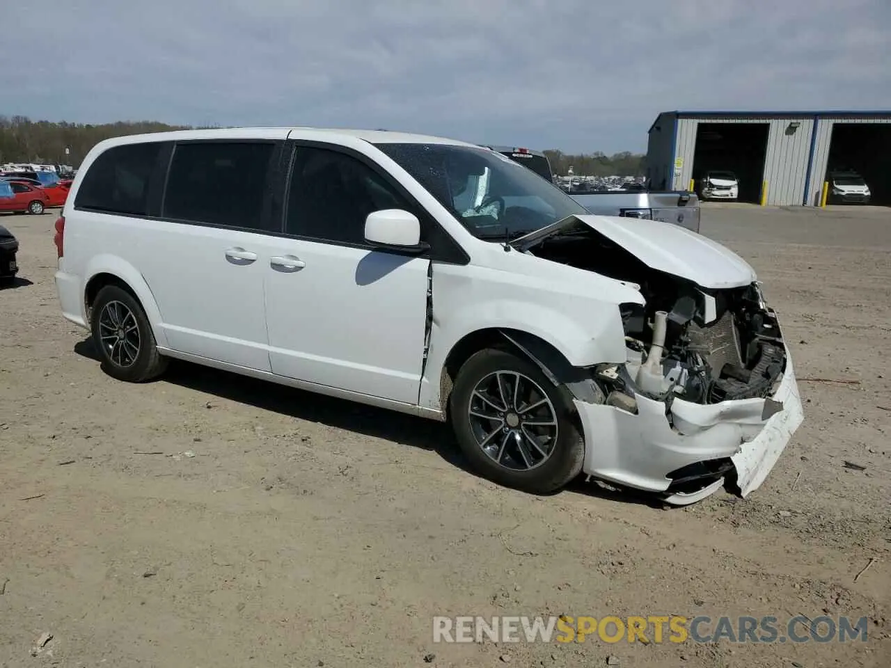 4 Photograph of a damaged car 2C4RDGBG6KR503524 DODGE CARAVAN 2019