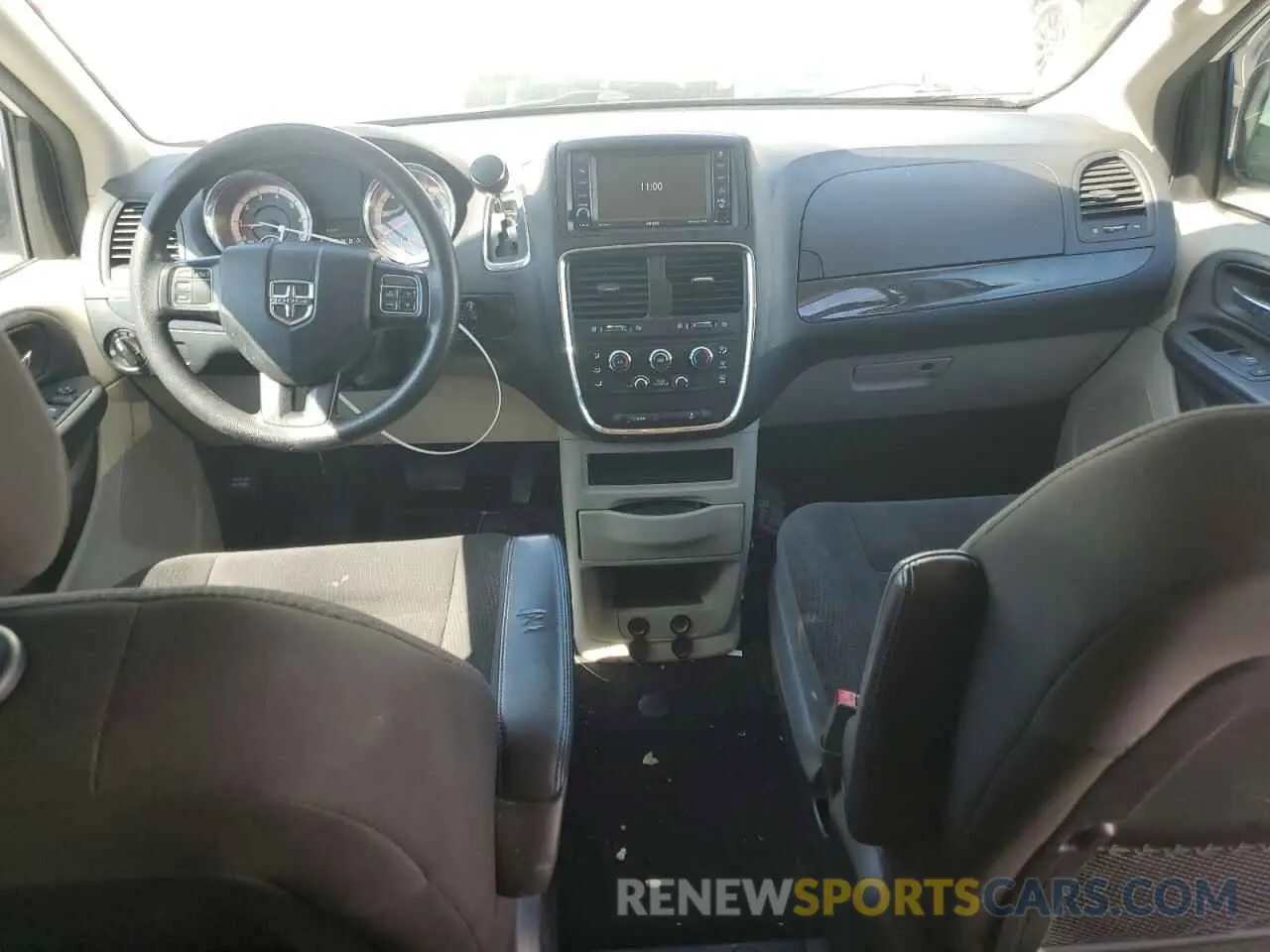 8 Photograph of a damaged car 2C4RDGBG6KR527273 DODGE CARAVAN 2019
