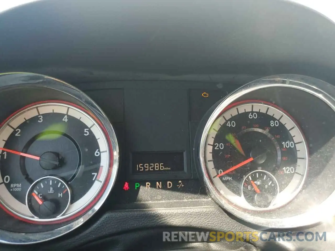 9 Photograph of a damaged car 2C4RDGBG6KR527273 DODGE CARAVAN 2019