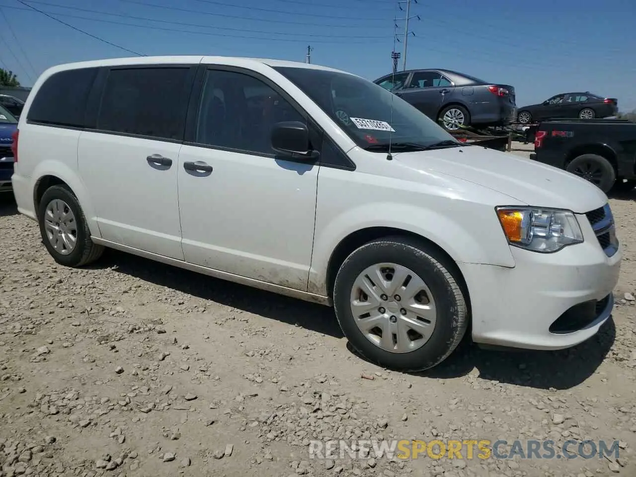 4 Photograph of a damaged car 2C4RDGBG6KR527953 DODGE CARAVAN 2019
