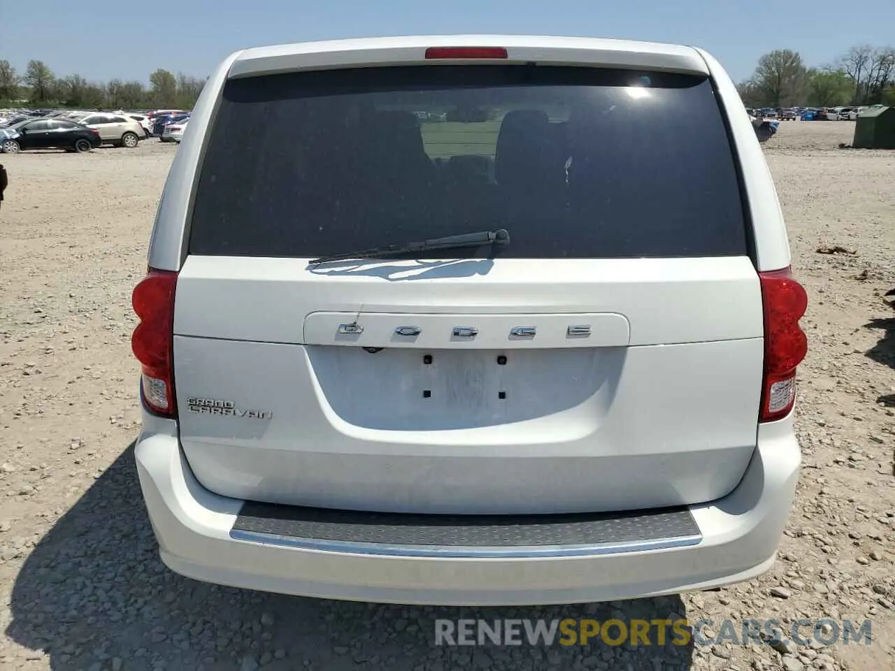 6 Photograph of a damaged car 2C4RDGBG6KR527953 DODGE CARAVAN 2019