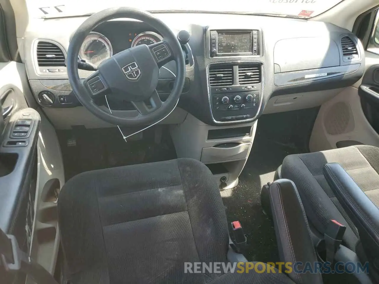 8 Photograph of a damaged car 2C4RDGBG6KR527953 DODGE CARAVAN 2019