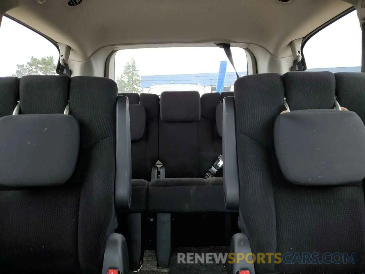 10 Photograph of a damaged car 2C4RDGBG6KR583830 DODGE CARAVAN 2019