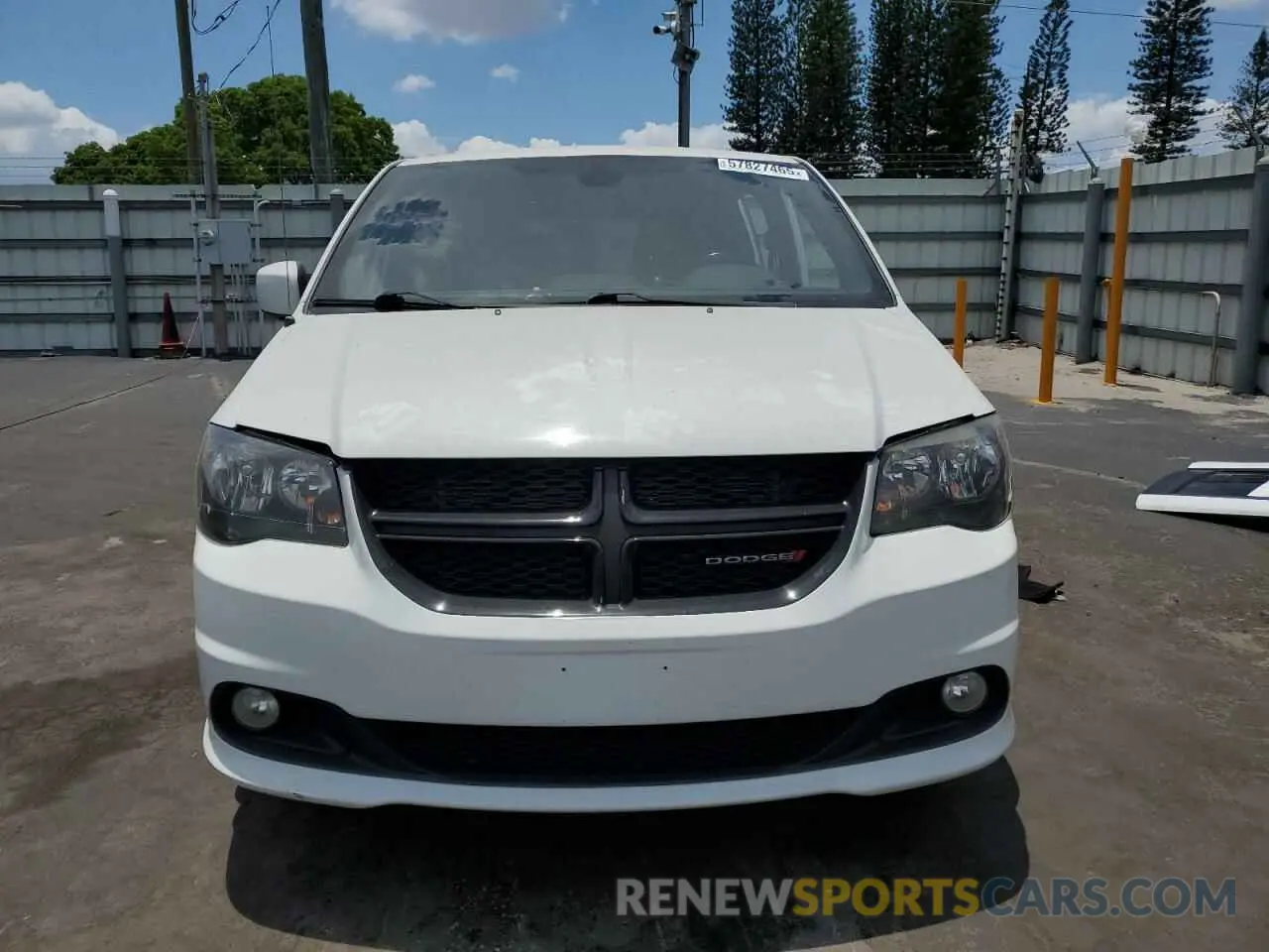 5 Photograph of a damaged car 2C4RDGBG6KR623484 DODGE CARAVAN 2019