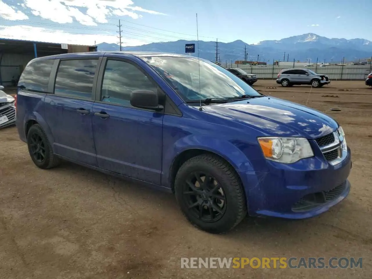 4 Photograph of a damaged car 2C4RDGBG6KR752132 DODGE CARAVAN 2019