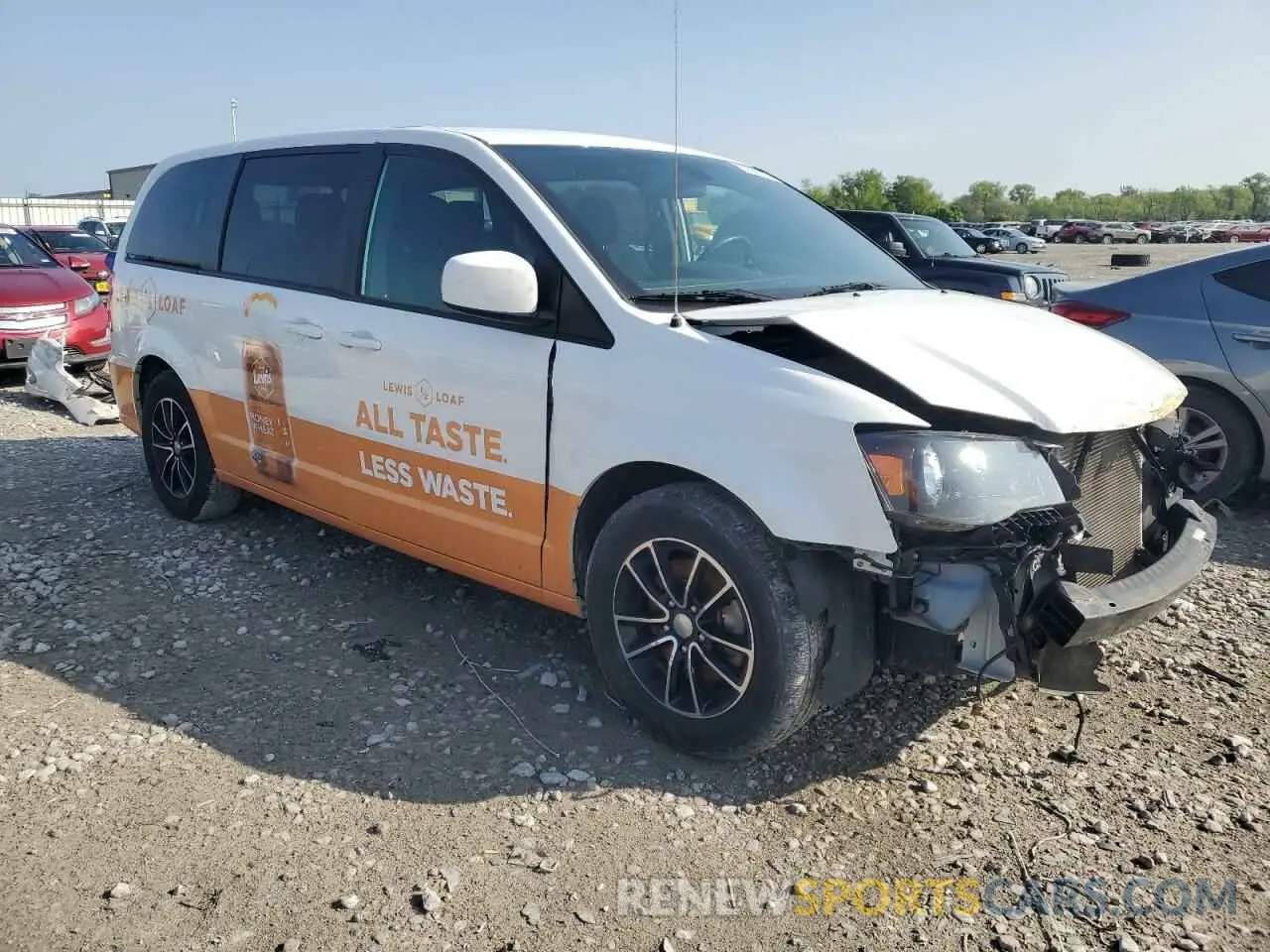 4 Photograph of a damaged car 2C4RDGBG8KR596577 DODGE CARAVAN 2019