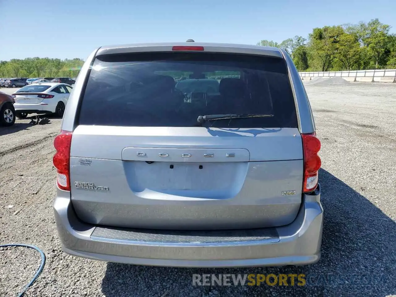 6 Photograph of a damaged car 2C4RDGBG8KR641551 DODGE CARAVAN 2019