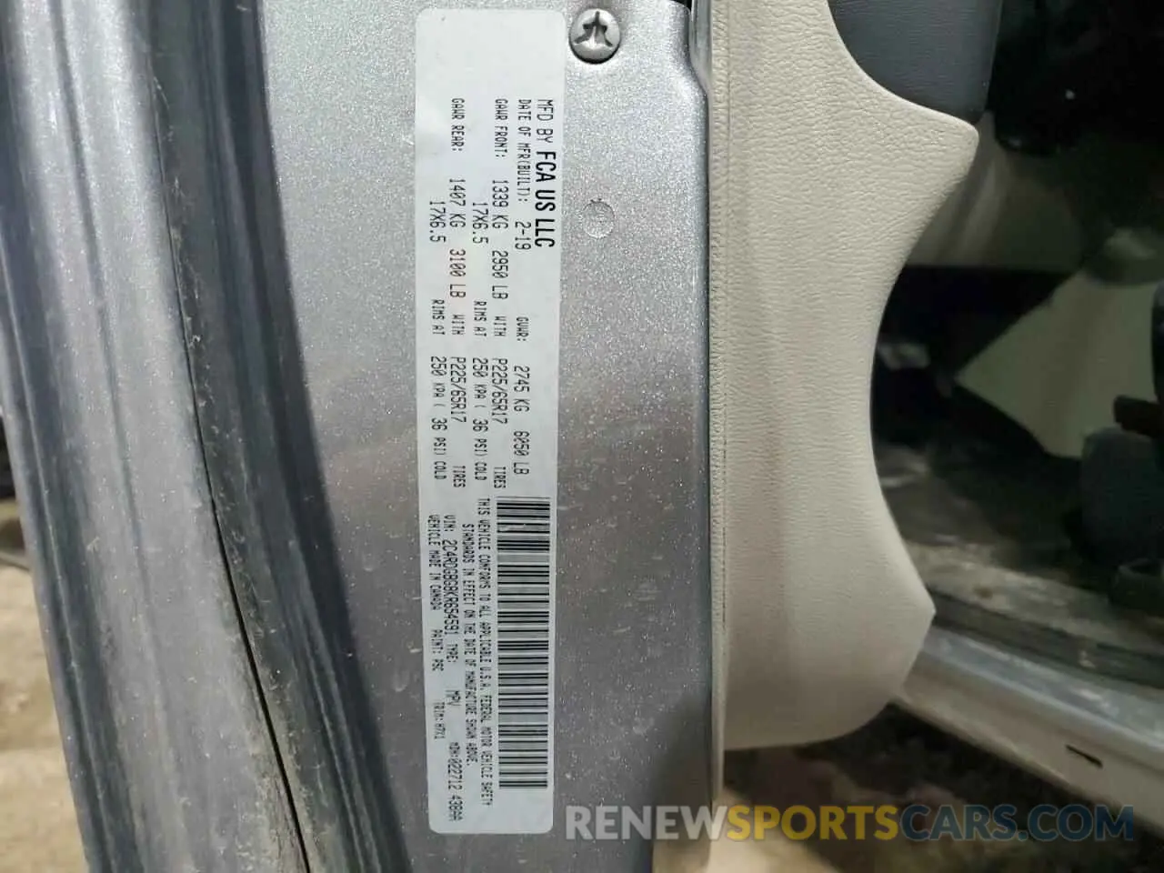 13 Photograph of a damaged car 2C4RDGBG8KR654591 DODGE CARAVAN 2019