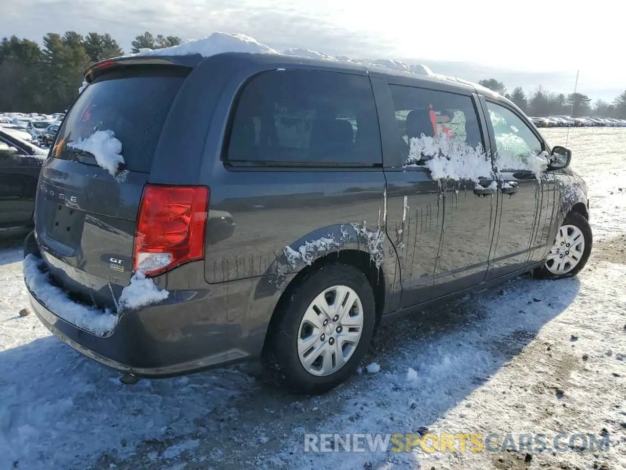 3 Photograph of a damaged car 2C4RDGBG8KR704535 DODGE CARAVAN 2019