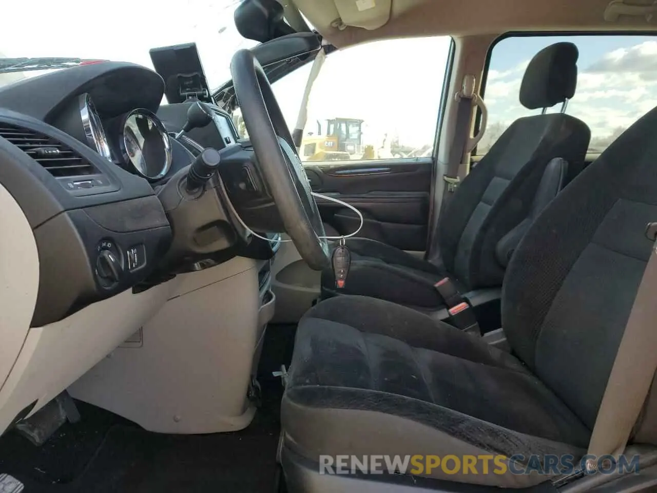 7 Photograph of a damaged car 2C4RDGBG8KR792423 DODGE CARAVAN 2019