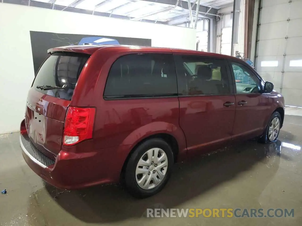 3 Photograph of a damaged car 2C4RDGBG8KR796827 DODGE CARAVAN 2019
