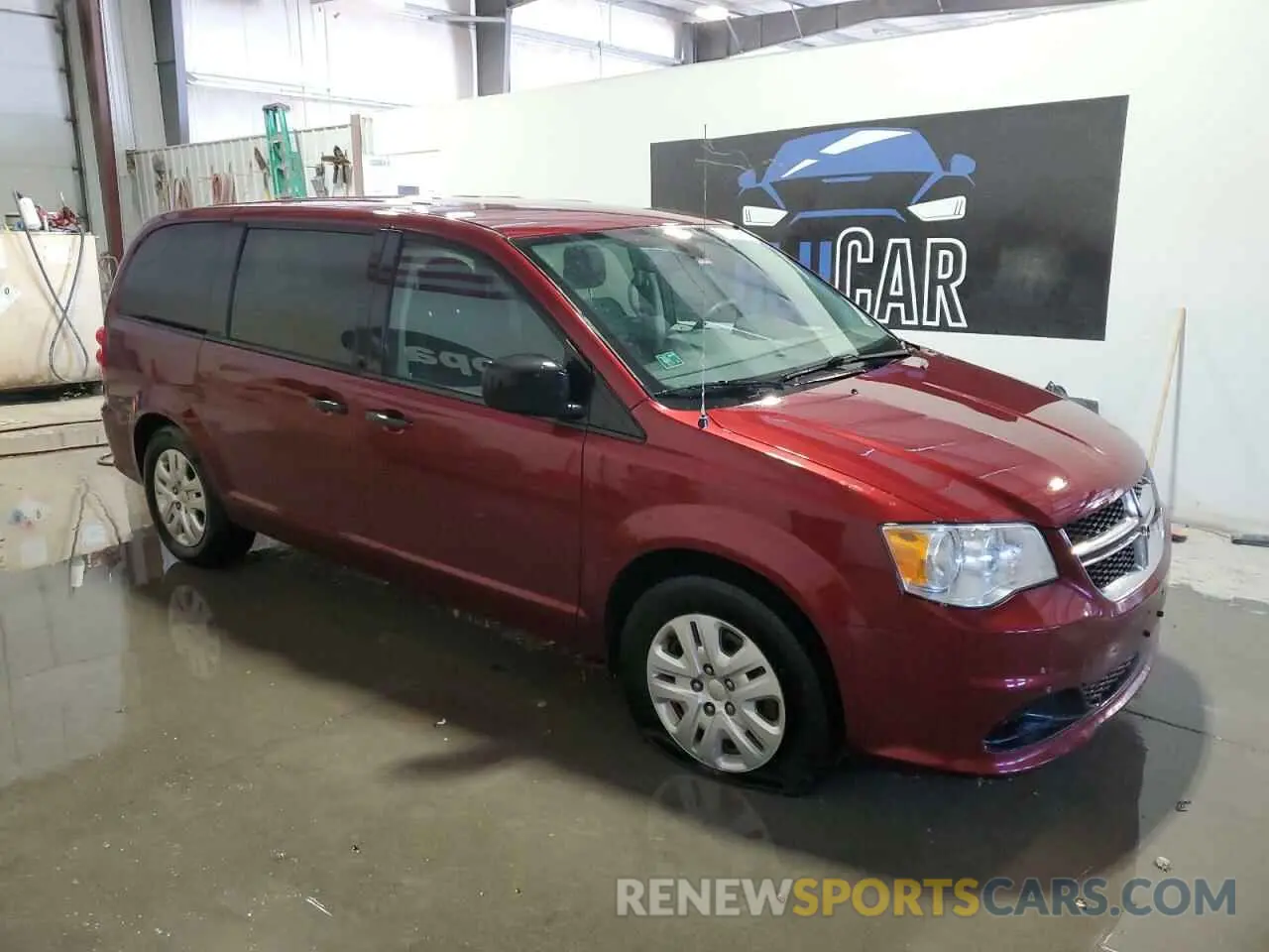4 Photograph of a damaged car 2C4RDGBG8KR796827 DODGE CARAVAN 2019