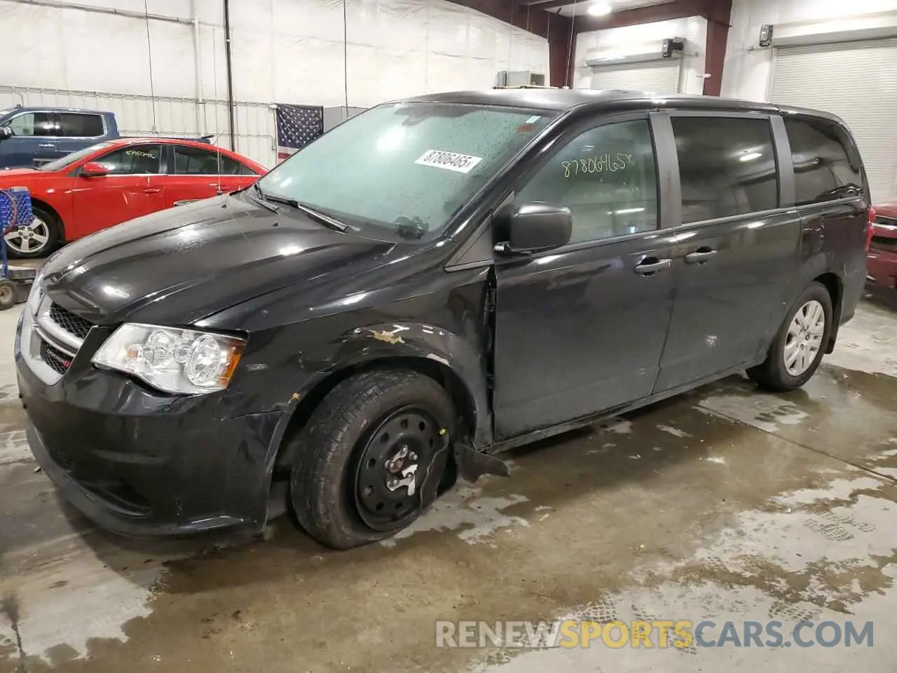 1 Photograph of a damaged car 2C4RDGBG8KR806370 DODGE CARAVAN 2019