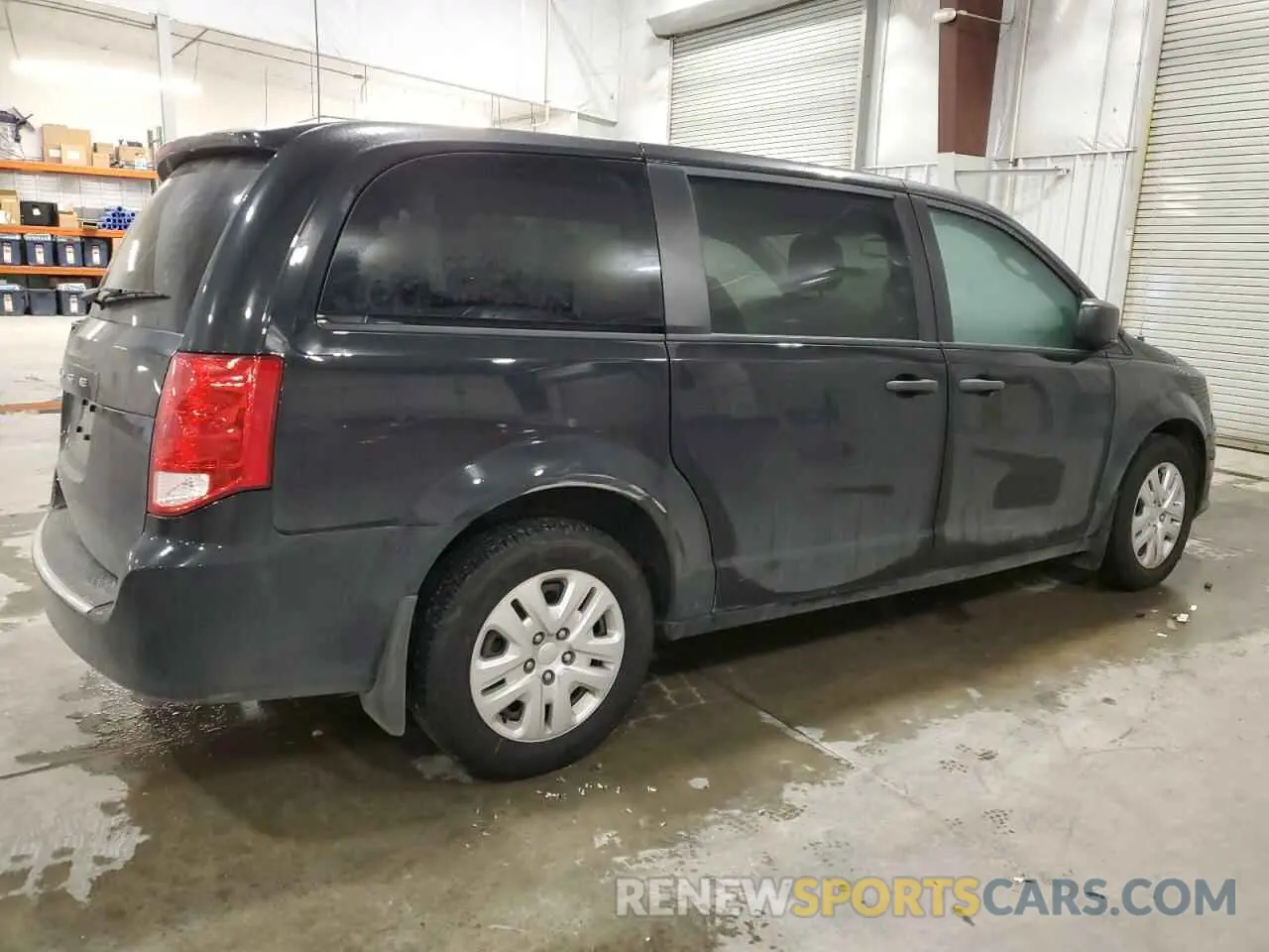 3 Photograph of a damaged car 2C4RDGBG8KR806370 DODGE CARAVAN 2019