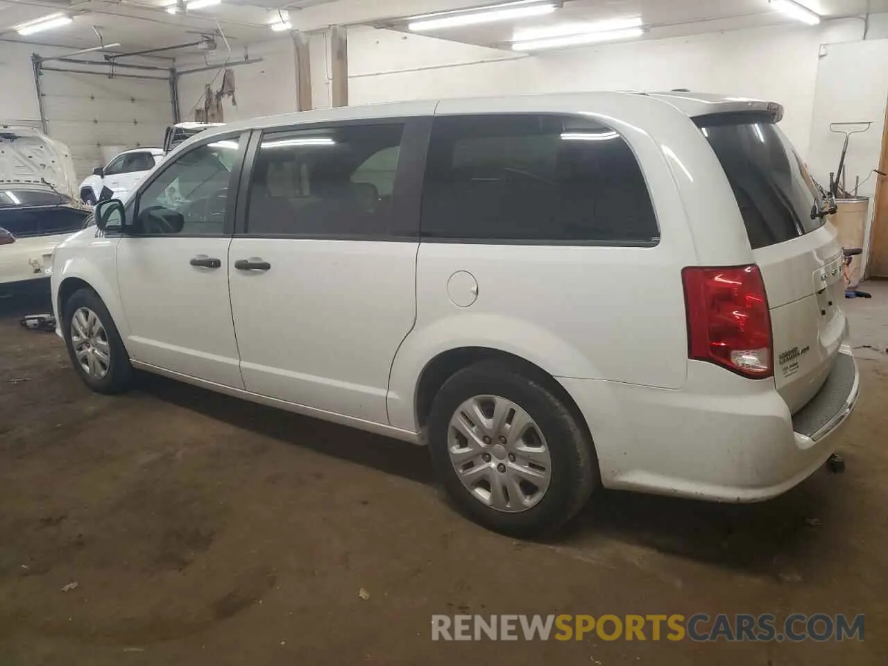 2 Photograph of a damaged car 2C4RDGBG9KR531169 DODGE CARAVAN 2019