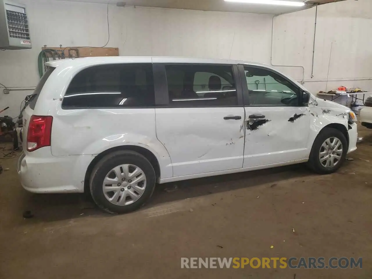 3 Photograph of a damaged car 2C4RDGBG9KR531169 DODGE CARAVAN 2019