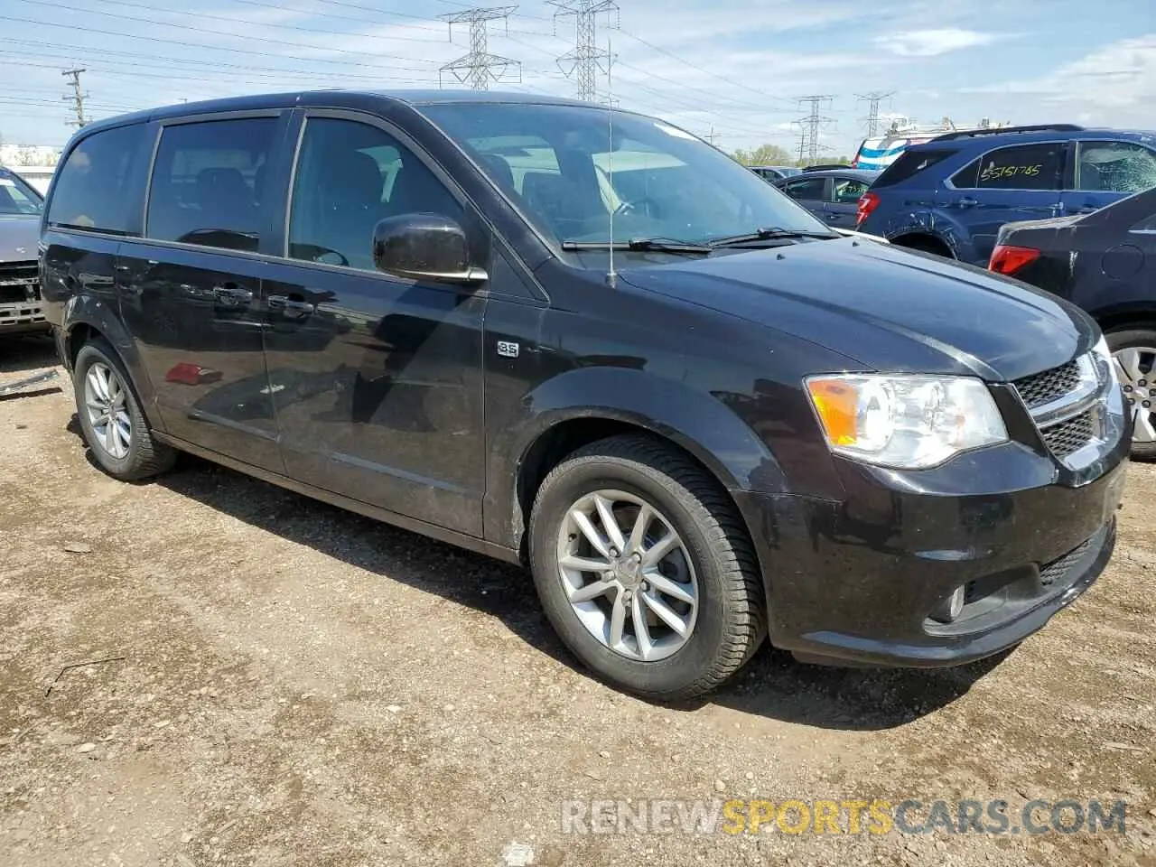 4 Photograph of a damaged car 2C4RDGBG9KR805440 DODGE CARAVAN 2019