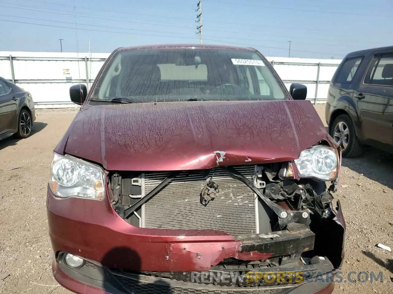 5 Photograph of a damaged car 2C4RDGBGXKR539202 DODGE CARAVAN 2019
