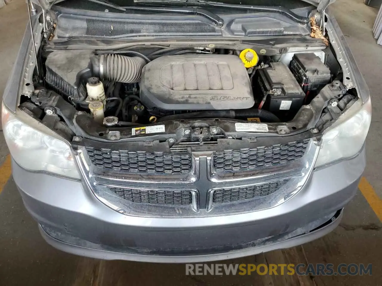 12 Photograph of a damaged car 2C4RDGBGXKR623441 DODGE CARAVAN 2019