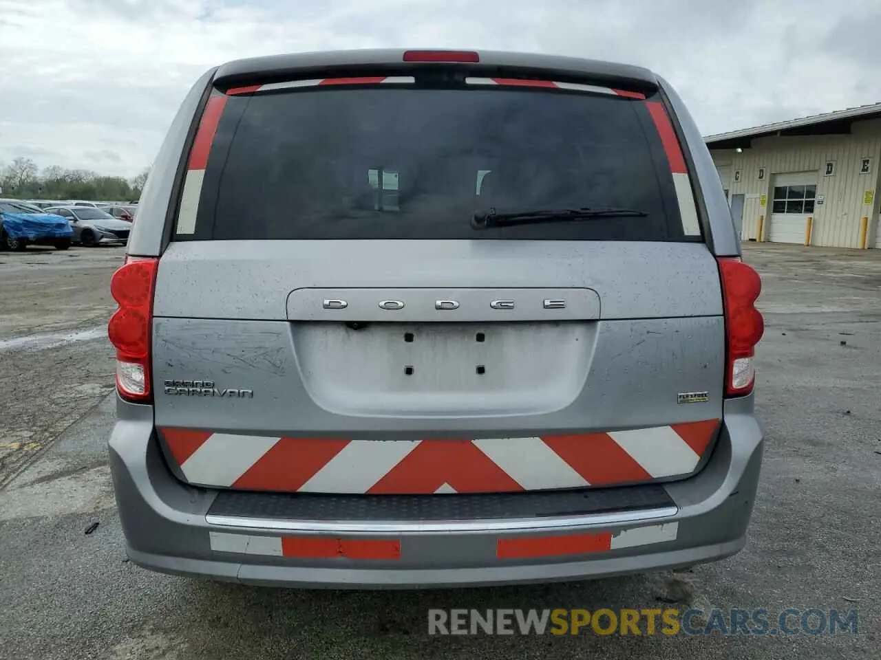 6 Photograph of a damaged car 2C4RDGBGXKR623441 DODGE CARAVAN 2019