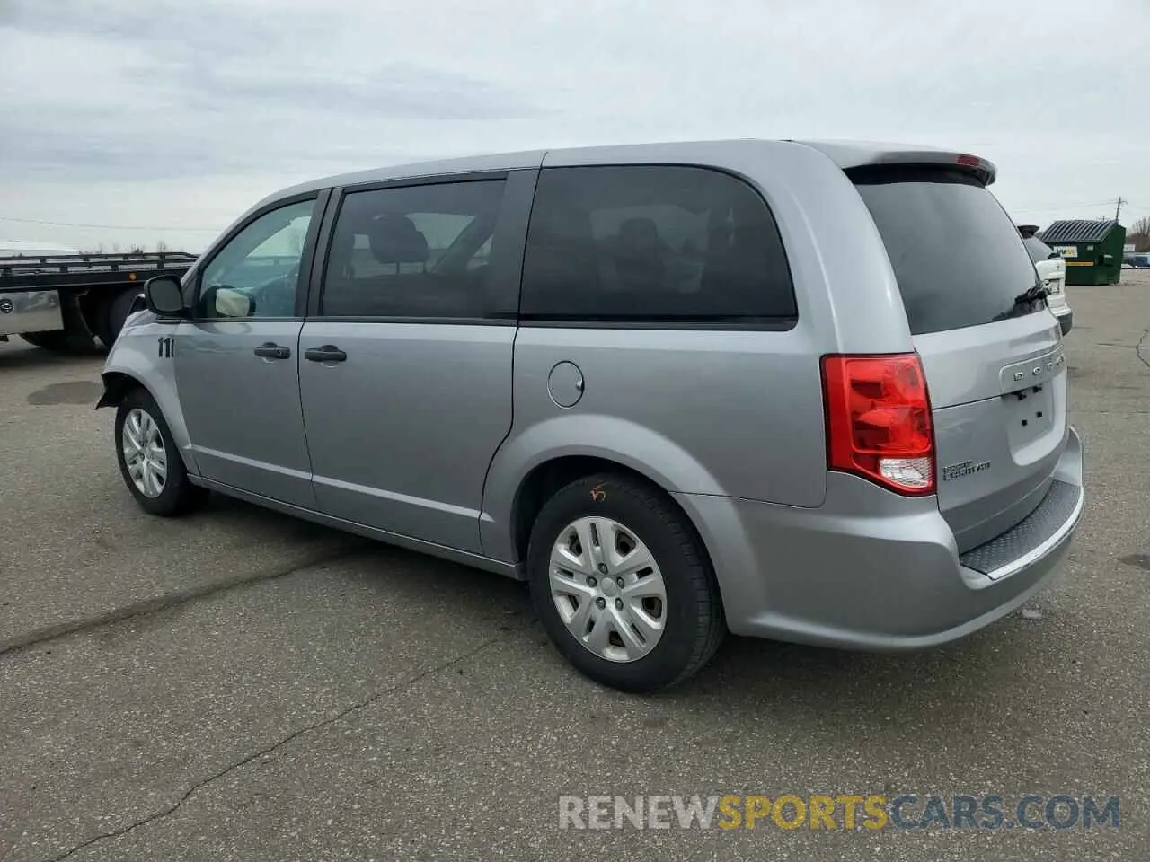 2 Photograph of a damaged car 2C4RDGBGXKR642247 DODGE CARAVAN 2019