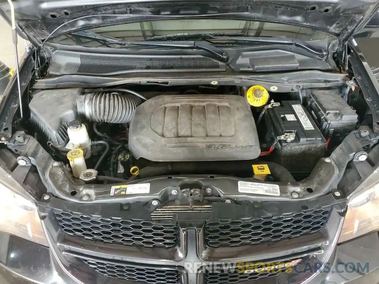 12 Photograph of a damaged car 2C4RDGBGXKR642345 DODGE CARAVAN 2019