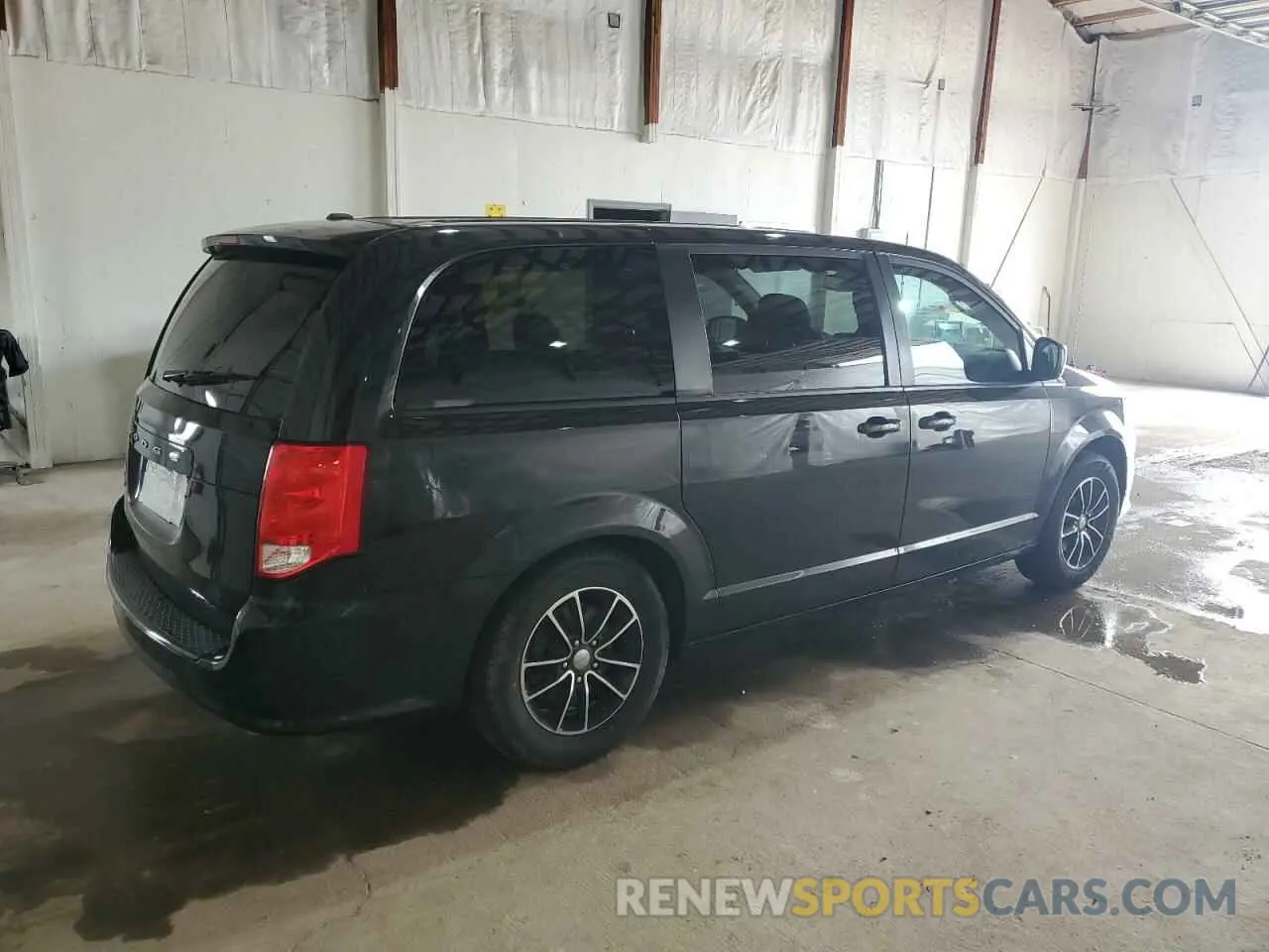 3 Photograph of a damaged car 2C4RDGBGXKR642345 DODGE CARAVAN 2019
