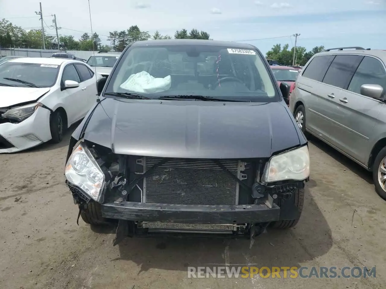 5 Photograph of a damaged car 2C4RDGBGXKR654673 DODGE CARAVAN 2019