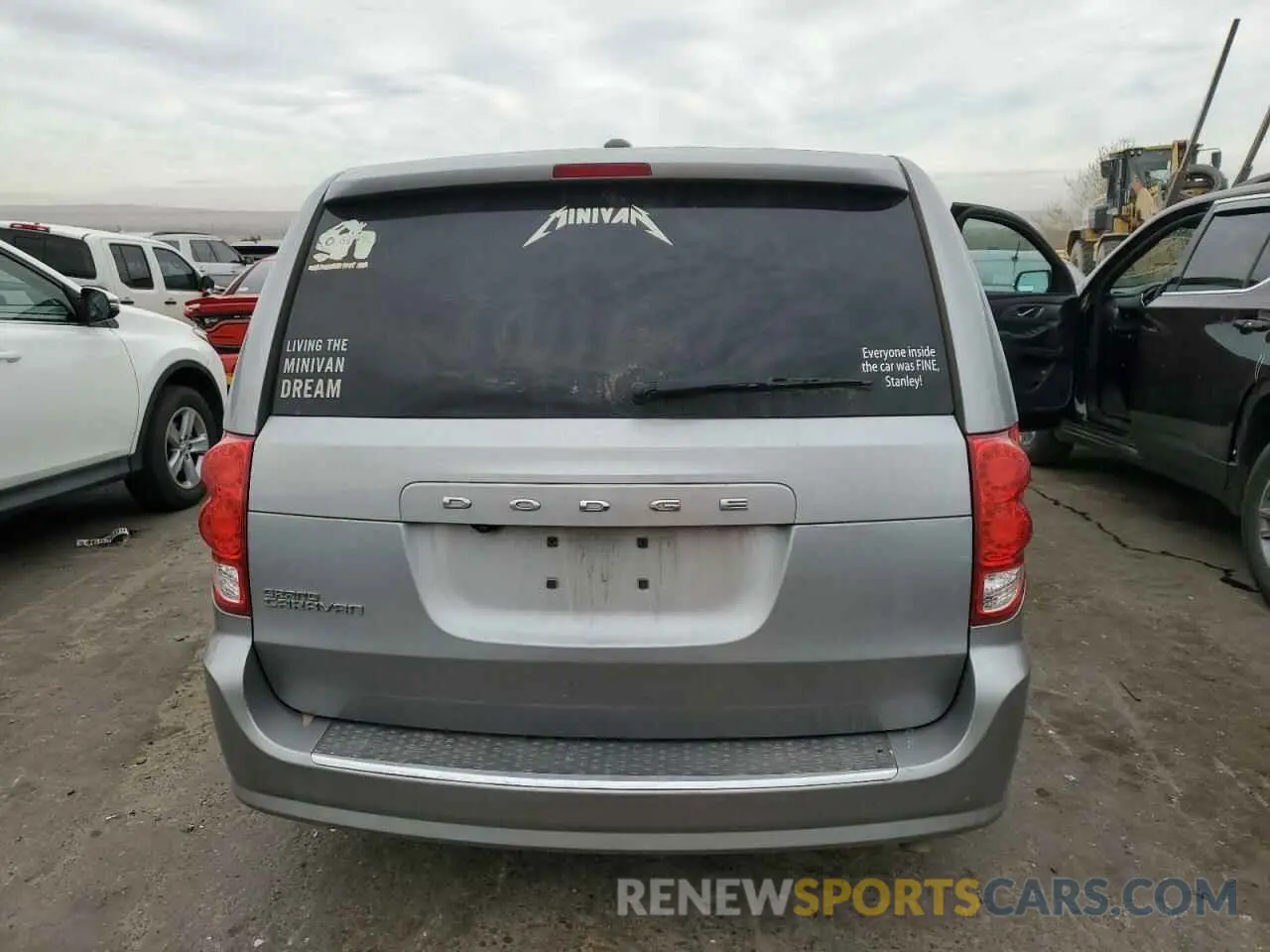 6 Photograph of a damaged car 2C4RDGBGXKR664894 DODGE CARAVAN 2019