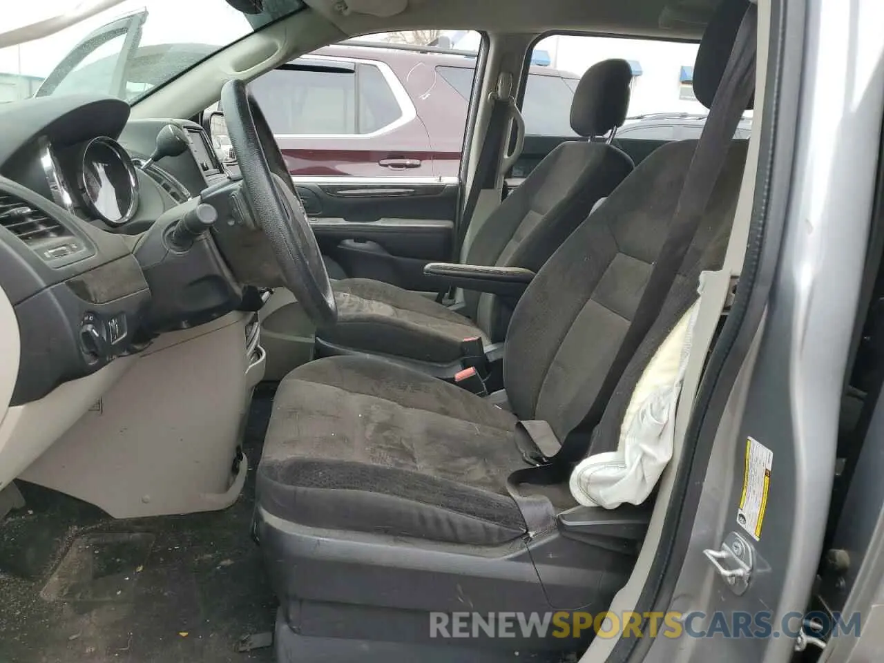 7 Photograph of a damaged car 2C4RDGBGXKR664894 DODGE CARAVAN 2019