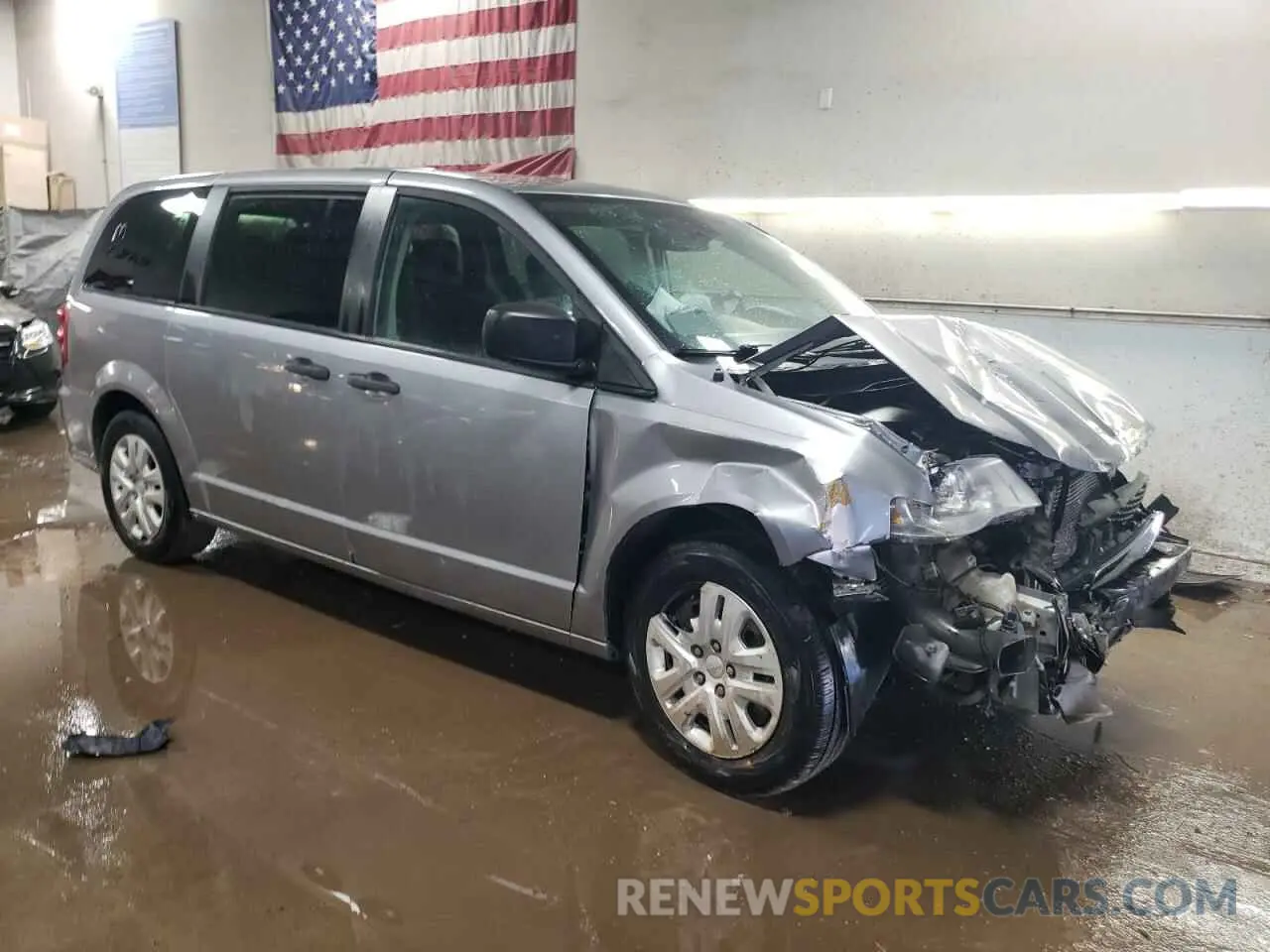 4 Photograph of a damaged car 2C4RDGBGXKR726648 DODGE CARAVAN 2019