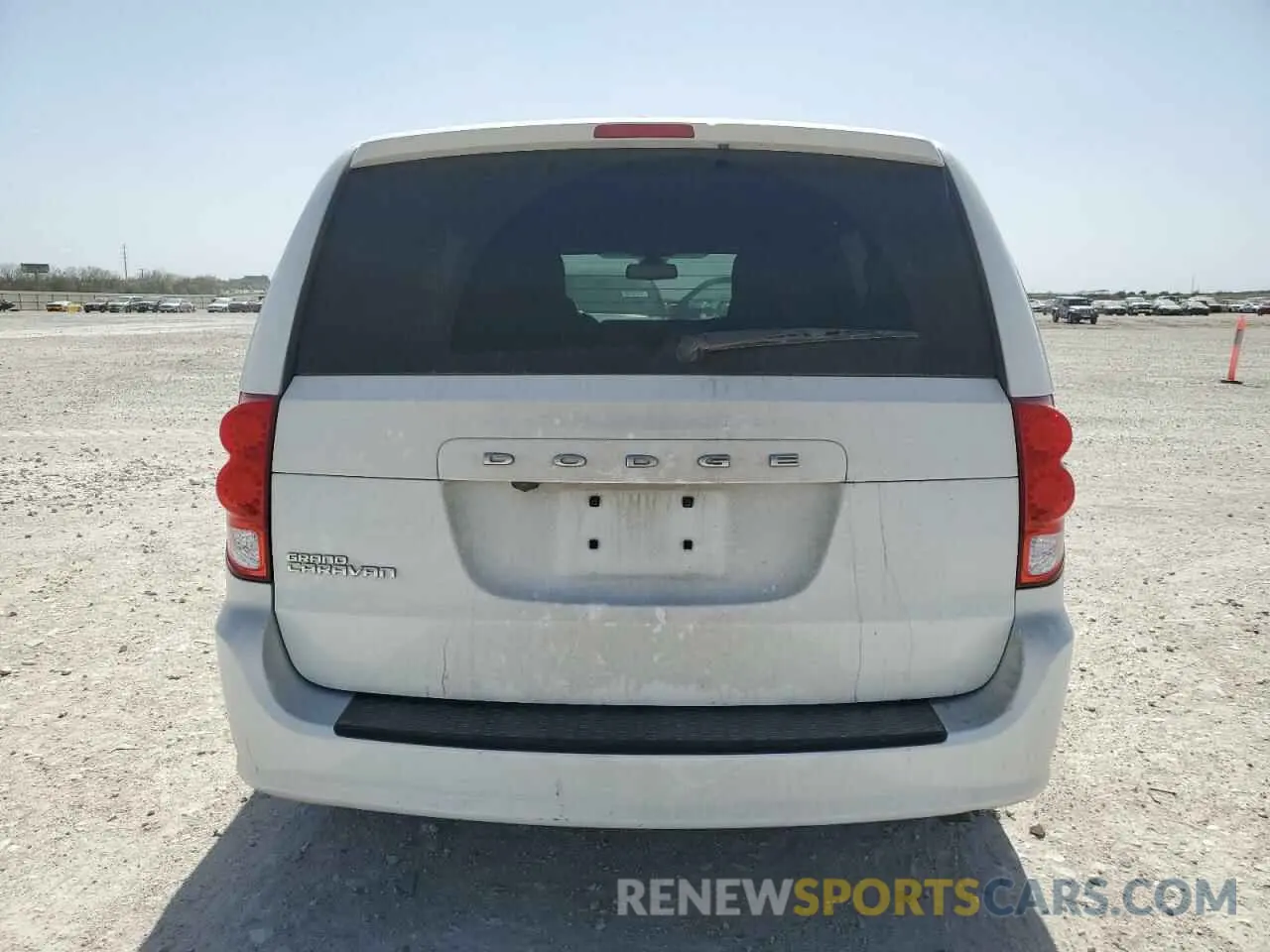 6 Photograph of a damaged car 2C4RDGBGXKR780533 DODGE CARAVAN 2019