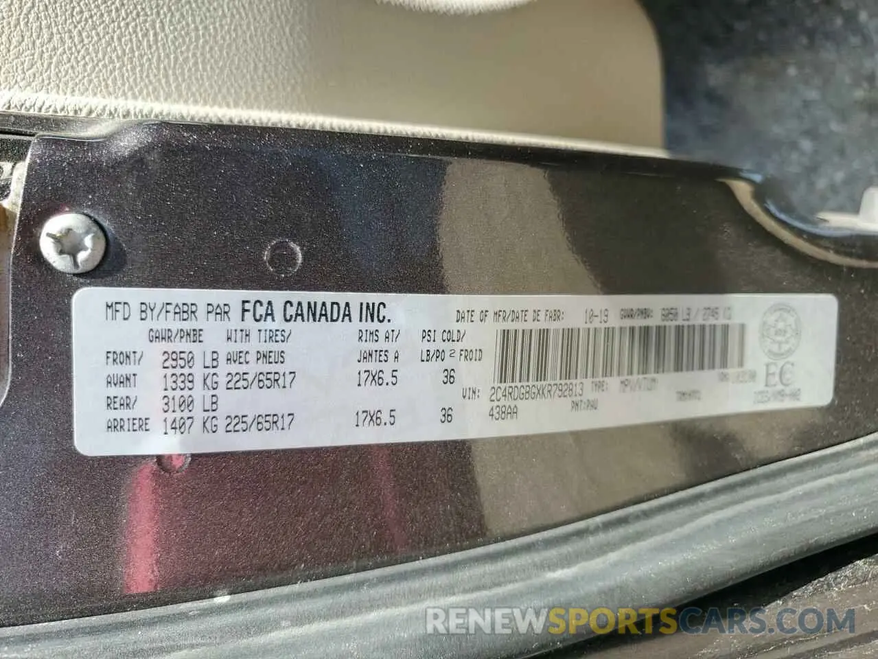 14 Photograph of a damaged car 2C4RDGBGXKR792813 DODGE CARAVAN 2019