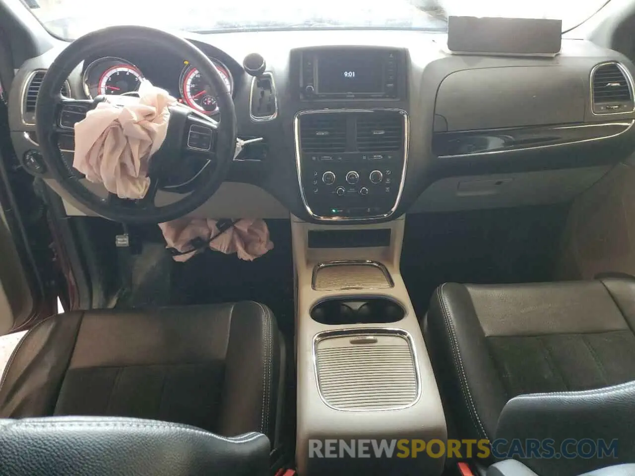 8 Photograph of a damaged car 2C4RDGCG0KR642921 DODGE CARAVAN 2019