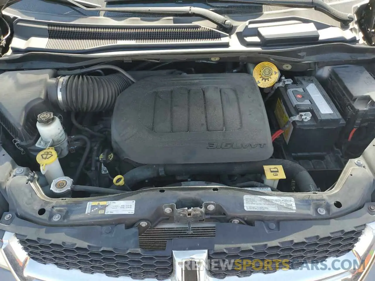 12 Photograph of a damaged car 2C4RDGCG0KR786808 DODGE CARAVAN 2019