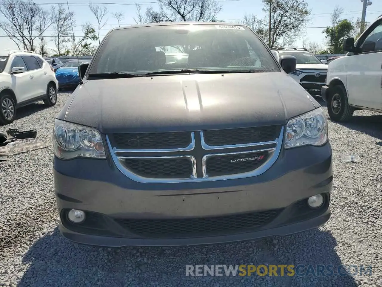 5 Photograph of a damaged car 2C4RDGCG0KR786808 DODGE CARAVAN 2019