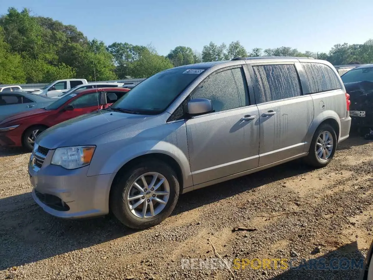 1 Photograph of a damaged car 2C4RDGCG1KR545405 DODGE CARAVAN 2019