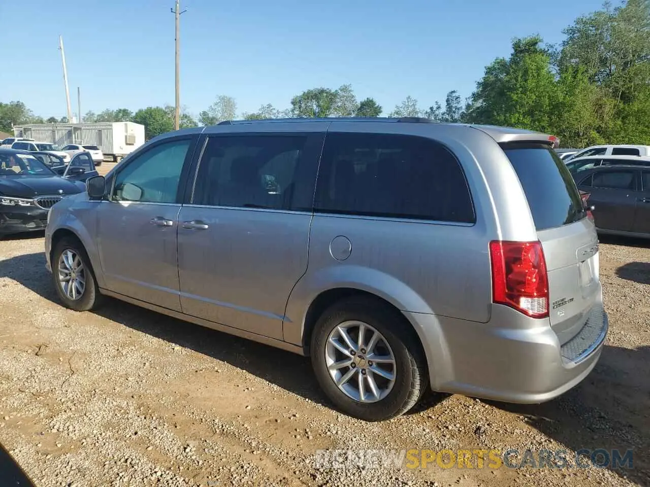 2 Photograph of a damaged car 2C4RDGCG1KR545405 DODGE CARAVAN 2019