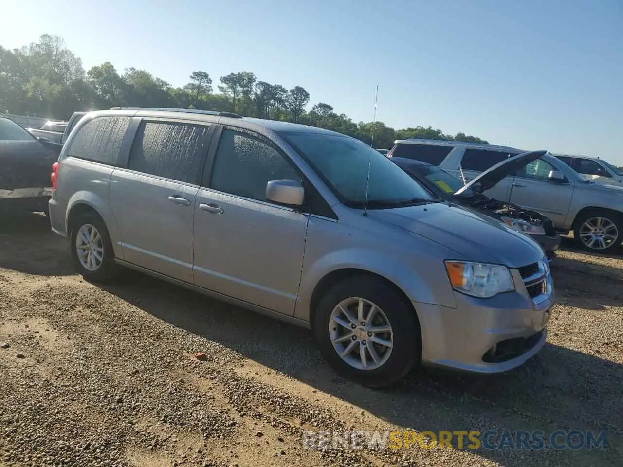 4 Photograph of a damaged car 2C4RDGCG1KR545405 DODGE CARAVAN 2019