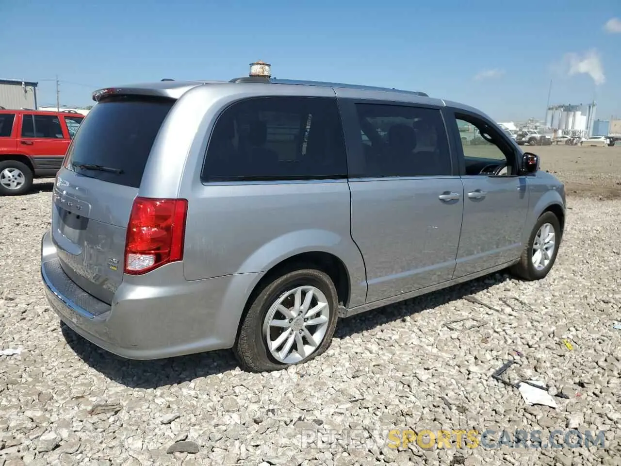 3 Photograph of a damaged car 2C4RDGCG1KR736340 DODGE CARAVAN 2019