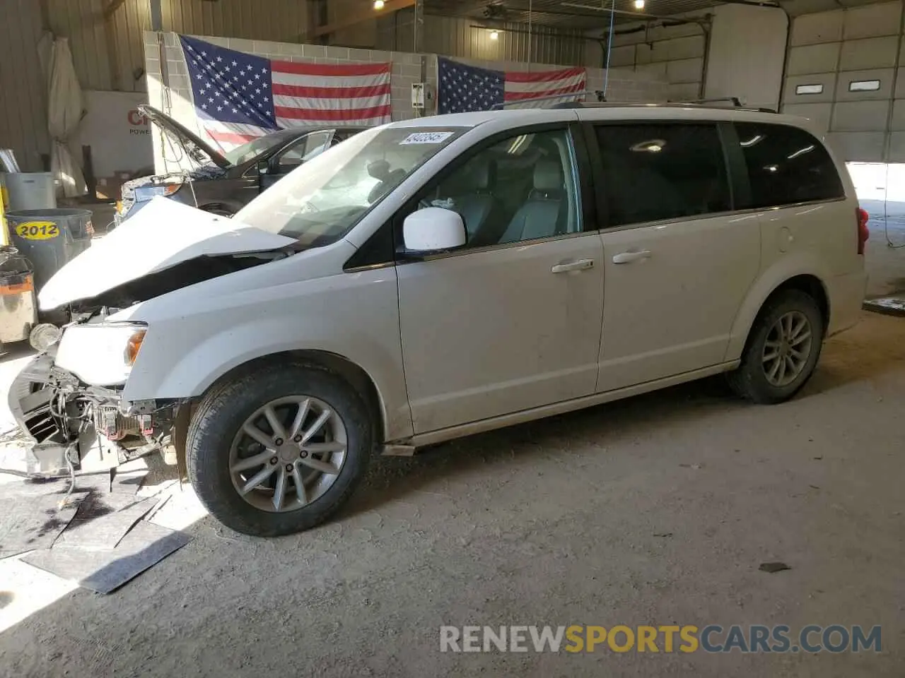 1 Photograph of a damaged car 2C4RDGCG1KR736709 DODGE CARAVAN 2019