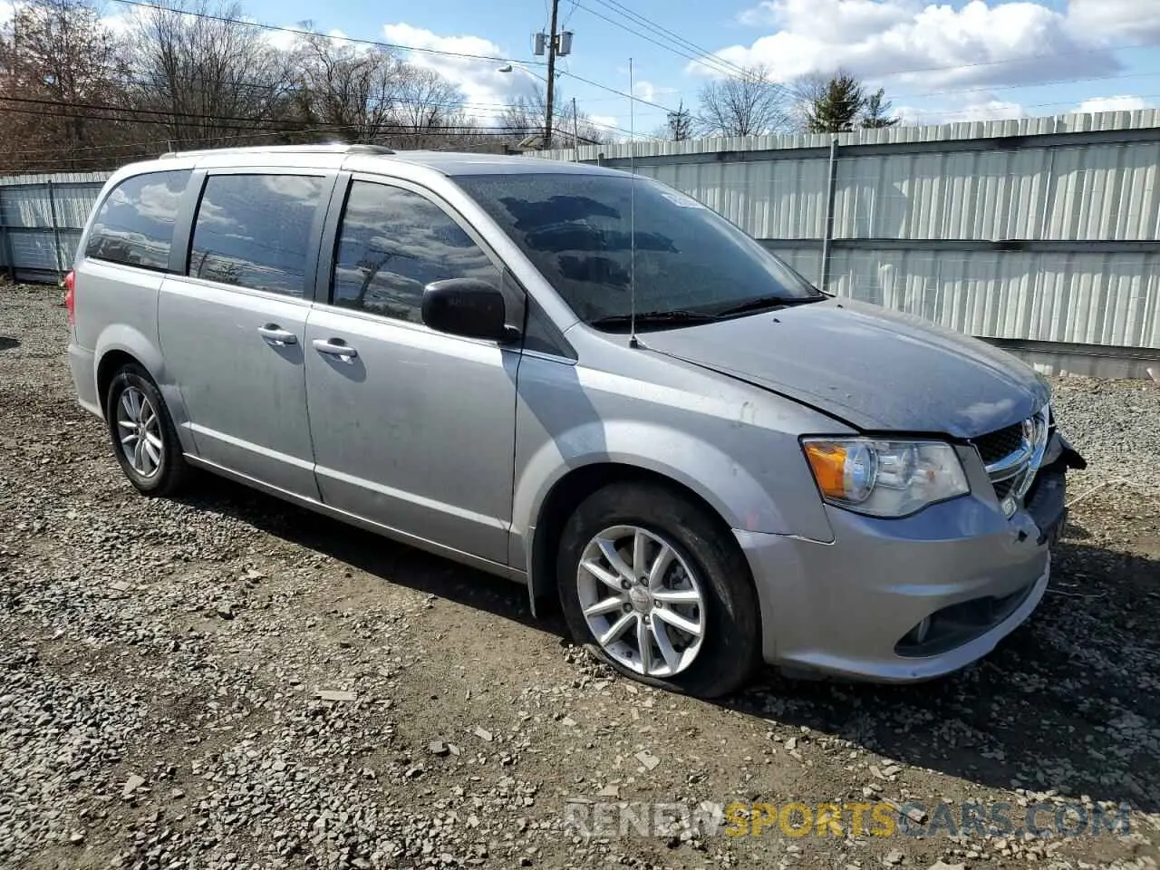 4 Photograph of a damaged car 2C4RDGCG1KR739142 DODGE CARAVAN 2019