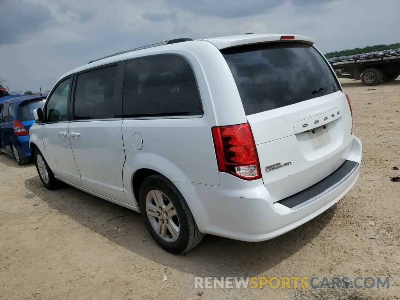 2 Photograph of a damaged car 2C4RDGCG1KR774425 DODGE CARAVAN 2019