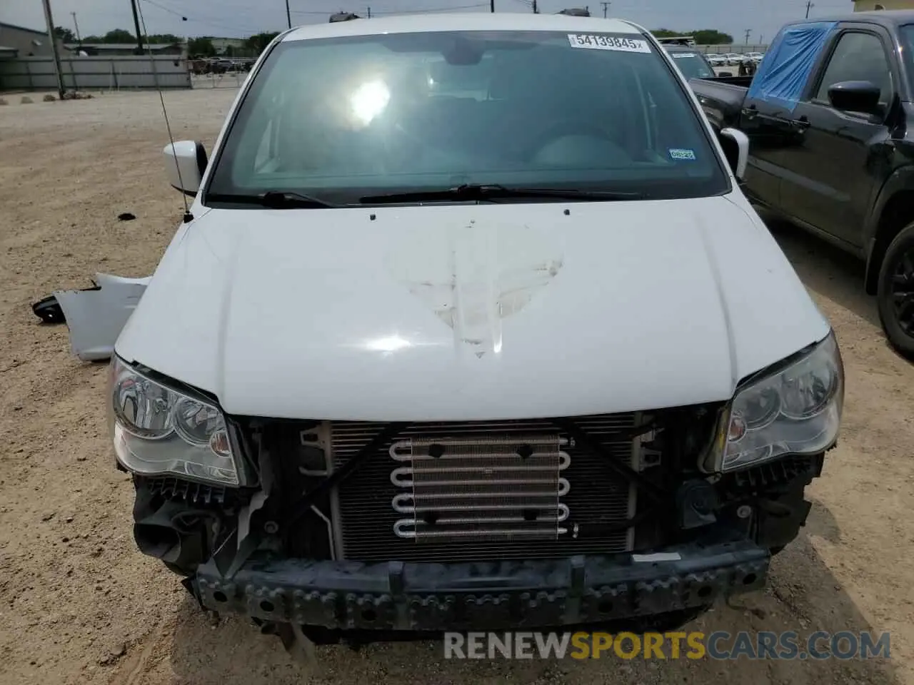 5 Photograph of a damaged car 2C4RDGCG1KR774425 DODGE CARAVAN 2019