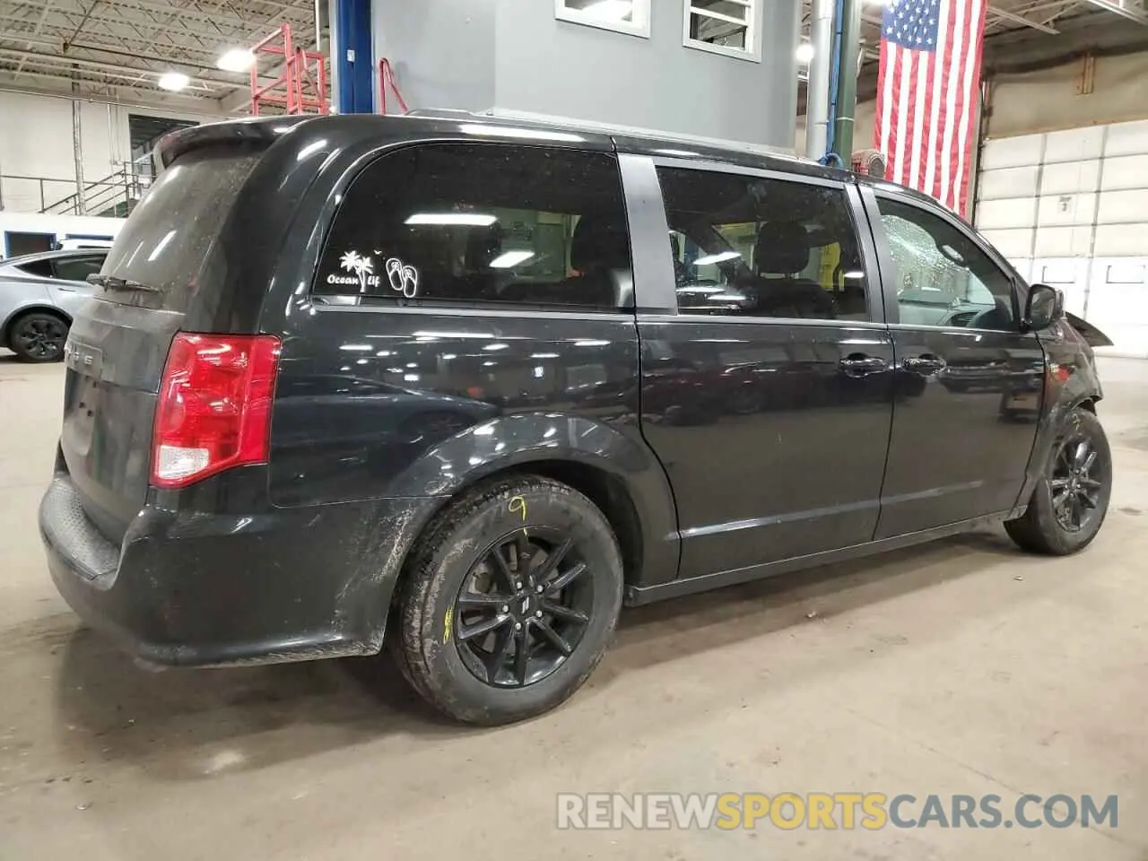 3 Photograph of a damaged car 2C4RDGCG1KR799213 DODGE CARAVAN 2019