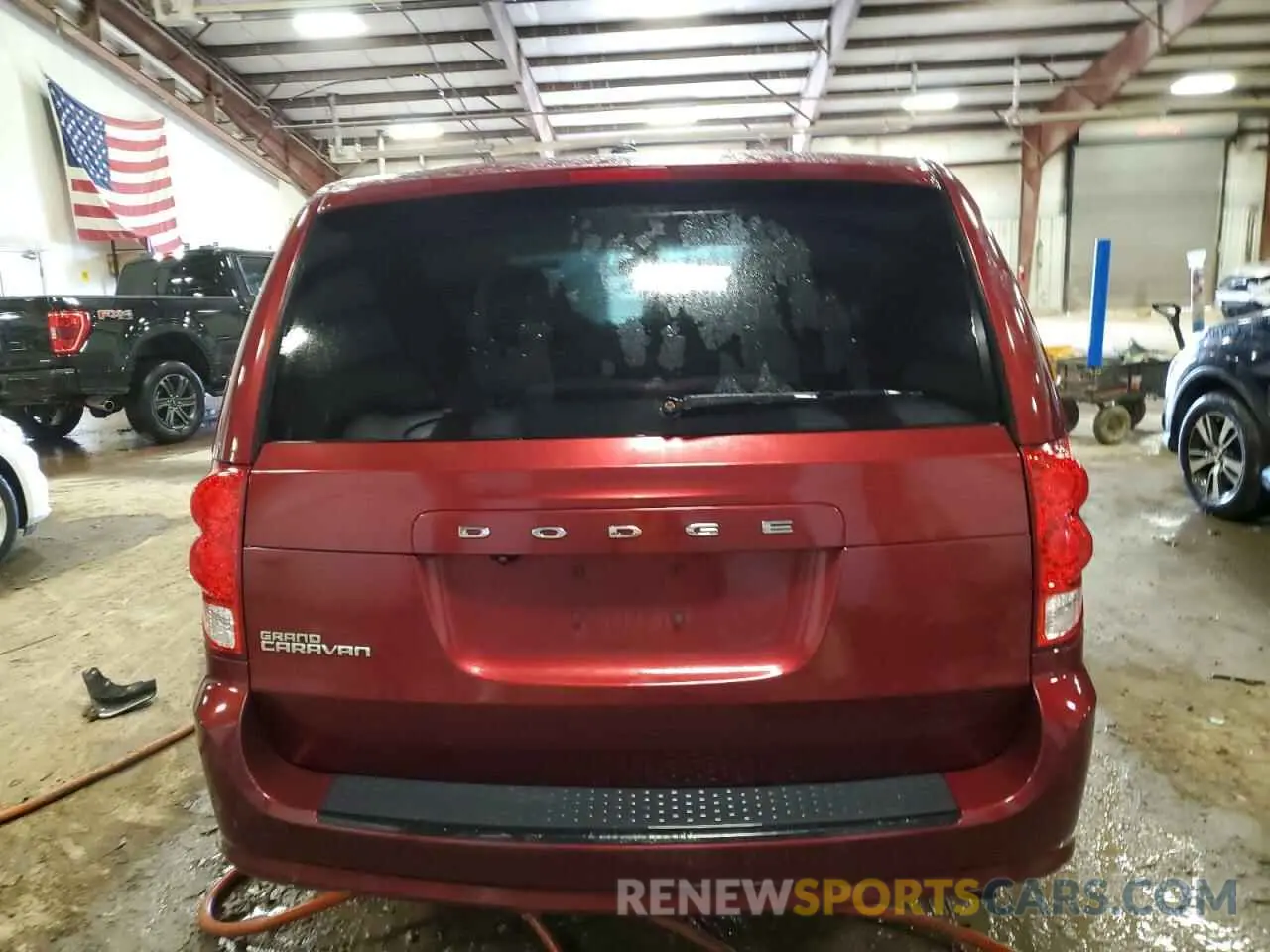 6 Photograph of a damaged car 2C4RDGCG2KR502269 DODGE CARAVAN 2019