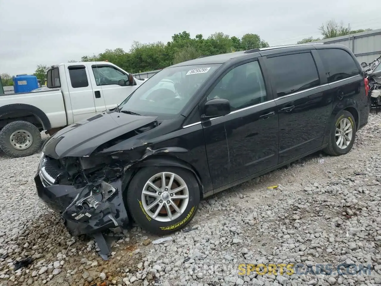 1 Photograph of a damaged car 2C4RDGCG2KR612108 DODGE CARAVAN 2019